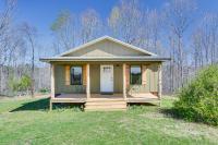 Cozy Mississippi Cabin w/ Covered Porch & Grill! - Chambres d'hôtes Glens
