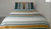 Studio Centre ville Claye Souilly Parking communal Gratuit - B&B
