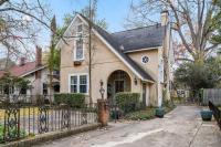 Sims Suite -1BR 1BA- Downtown - B&B