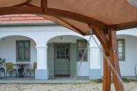 NADIT Apartmanház - B&B Hegykő