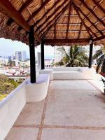 Moderna casa de 3 dormitorios con cama King size y vistas al horizonte de la piscina - Chambres d'hôtes Veracruz