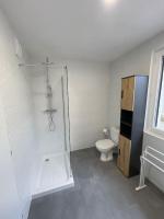 Appartement T3 avec jardin et véranda - Ferienwohnung Saint-Priest