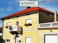 Vila Antik - Bed and Breakfast
