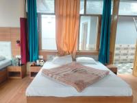 B&B Masuri - Panwar Hotel Kempty Fall - Bed and Breakfast Masuri