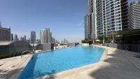 EasyGo - Upgraded 2BDR in BLVD Point with Burj Khalifa View - B&B