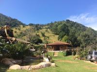 Sitio com piscina natural e cascata, com linda vista em Lumiar. - Chambres d’hôtes