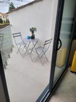 BEAU T3 AU COEUR DU CENTRE VILLE (205) - B&B