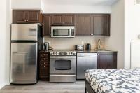 Luxury Suites Steps to CN Tower - Lock in 4 Weeks Enjoy Half OFF - B&B Toronto