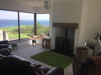 Kinbane Self Catering Cottages - 'Makem's Cottage' - B&B Ballycastle