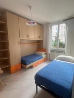 Room #1183662701