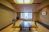 Vierbettzimmer im japanischen Stil