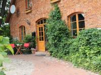 B&B Gressow - Mansion in Gressow with Terrace Garden BBQ Pond Bicycles - Bed and Breakfast Gressow