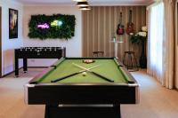 B&B Swan Hill - Seednest Game room & TropGarden - Bed and Breakfast Swan Hill