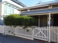 Harriett's Cottage - Bed and Breakfast Adelaide