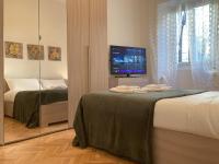 Flower Blooms - B&B Trieste