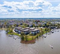 Marina Luna - widok na jezioro, parking podziemny, Netflix, Max - B&B