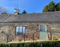 The Cruck Barn, cosy rural escape near The Peak District - Chambres d'hôtes Matlock
