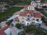 Villa Franka with pool - B&B