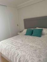 piso a estrenar entrada autónoma garage wifi 4 personas - Chambres d'hôtes Vigo