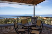 Emilia's Guest House Upper Floor - Ferienwohnung Stoúpa