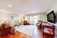 Queens Grant 710 - B&B