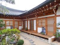 B&B Jeonju - Happiness Full Hanok Guesthouse - Bed and Breakfast Jeonju