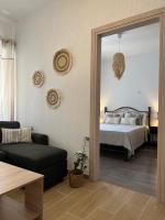 Calm Joy & J - Happy - B&B