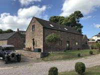 Classy 2 Bed Barn Polar Bears Chatsworth - Bed and Breakfast Whiston