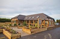 Barn-Sleeps 4-Parking-Near Alton Towers Peak Dist - Chambres d'hôtes Whiston