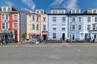 Ground Floor Sea View Apartment - B&B