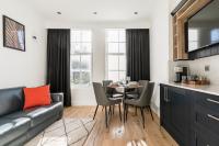 B&B Barrio de Ealing - Modern Apartment, 2 Stops to Central London, Netflix, Smart Locks - Bed and Breakfast Barrio de Ealing