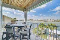 B&B Orange Beach - Orange Beach Waterfront Condo with Pool Access! - Bed and Breakfast Orange Beach