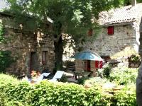 Maison cosy avec vue sur la montagne à Dompnac, cheminée - B&B