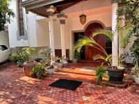 Air conditioned 3 bed home! - B&B Nugegoda