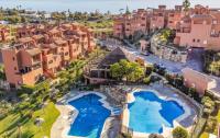 B&B Estepona - Ground Floor Apartment in Estepona - Bed and Breakfast Estepona