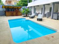 Cozy Studio with Pool, close to Grand Bay Beach & Shops - Bed and Breakfast Grand Baie