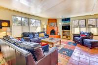 Bright Santa Fe Condo 30 Min from Ski Basin! - B&B