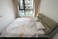 Apartamento de 1 dormitorio con vistas a la piscina