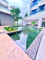 Legoland -8min Walk-Spacious Kids friendly -500MBS-1-12Pax Kairos Stay - B&B