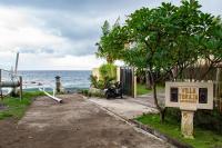 Retreat Villa Toraja Baturinggit - Bed and Breakfast