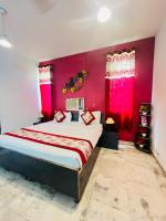 B&B New Delhi - Hotel R S Royal Inn - kalka ji - Bed and Breakfast New Delhi