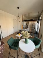 Studio hypercentre Tassin La Demi Lune - B&B