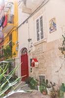 CENTRO STORICO Redmood House a 5 min dal Mare, Breakfast, Aria Condizionata, Wi-Fi e Netflix - Bed and Breakfast