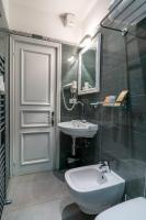Camera Matrimoniale/Doppia con Letti Singoli con Bagno Privato