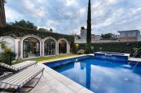 Casa Regina, Stylish 3BR Home in Centro with Rooftop & Jacuzzi - Ferienwohnung San Miguel de Allende