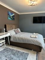 B&B London - Amazing Ground Floor one bedroom apartment Forest Road - Bed and Breakfast London