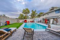 B&B Chandler - Family Fun House with Heated Pool & Hot Tub & Pool Table in Chandler - Bed and Breakfast Chandler