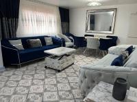 Entire flat In cardiff central - B&B