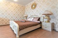 Квартира возле Аркадии и парка Победы с балконом - B&B