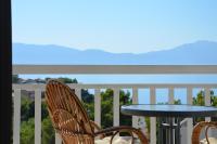 Studio mit Balkon und Meerblick.
